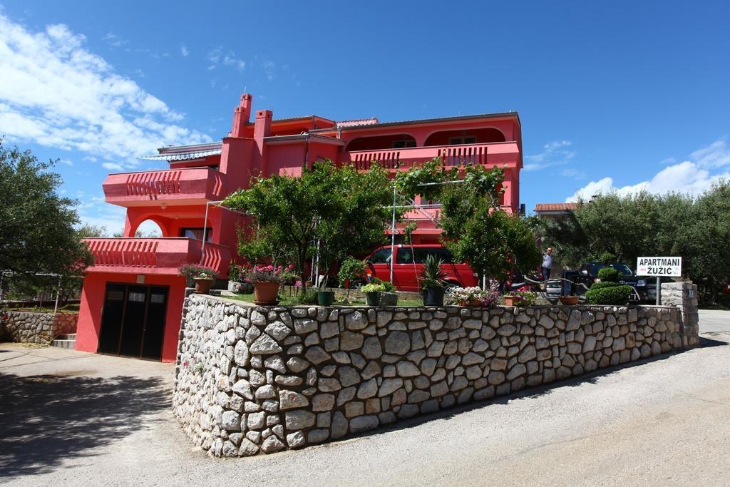 Apartmani Zuzic Krk Town Exterior photo