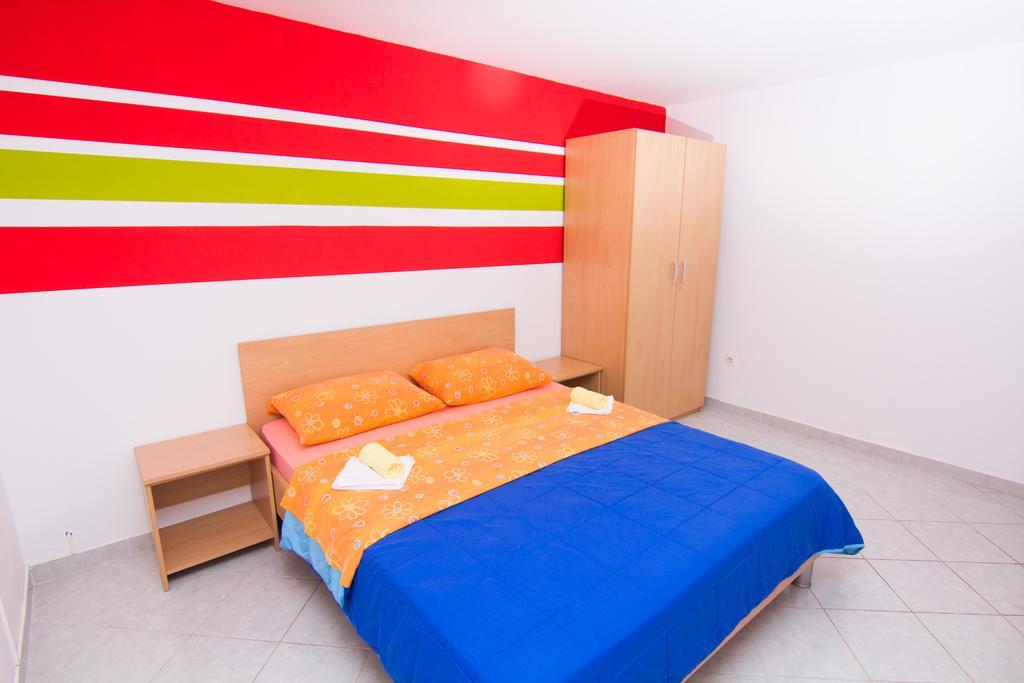 Apartmani Zuzic Krk Town Room photo